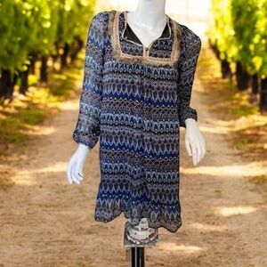 ❄️ 50% off winter Pinkyotto Urban Outfitters long sleeve tunic fur neckline S